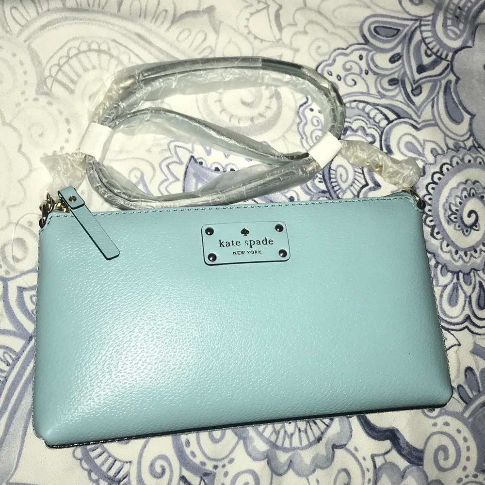 Kate Spade Wellesley Declan Classic Leather Purse - Picture 2 of 6
